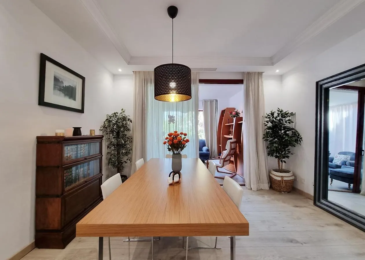 Luxury Apartment In Jardines De Don Carlos Marbella Spain