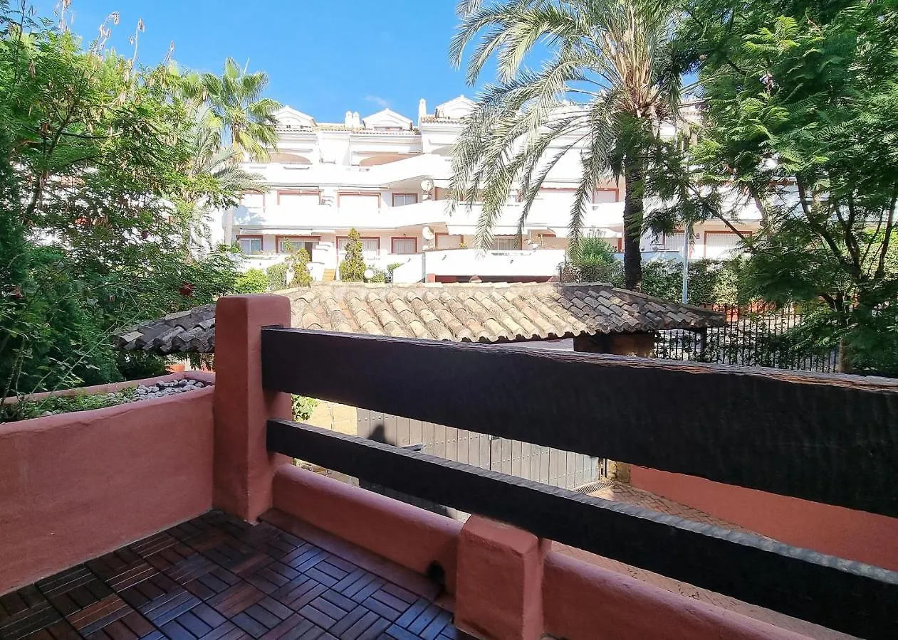 Luxury Apartment In Jardines De Don Carlos Marbella