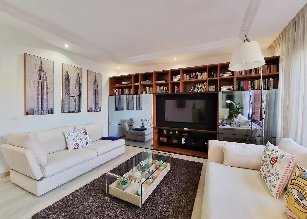 Luxury Apartment In Jardines De Don Carlos Marbella