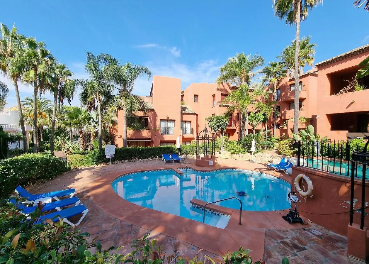 Luxury Apartment In Jardines De Don Carlos Marbella 0*,